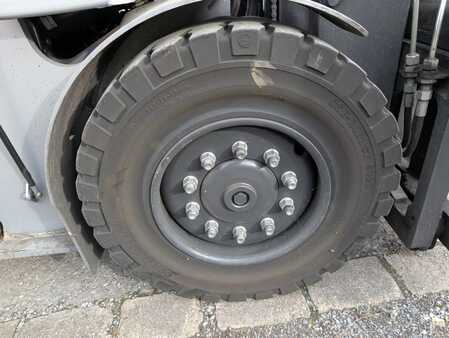 Eléctrico - 4 rodas 2018  Still RX 60 40  2.159 Bh // (6)