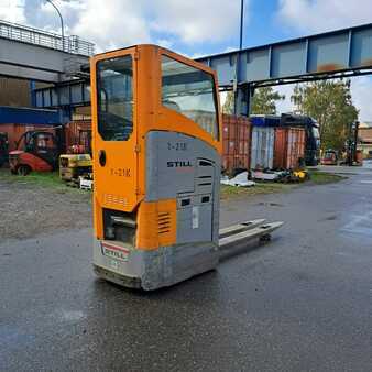 Transpalettes éléctriques 2010  Still Still FS-X 33 Coldstore (1)