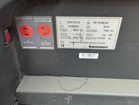 Prépateurs de commande horizontaux  Jungheinrich ECE 225 XL // Gabellänge 3,6m // Elektro // Batterie 2021 (5)