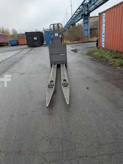 Plocktruckar horizontal 2016  Jungheinrich ECE 320 // 3,6 m Gabeln (2)