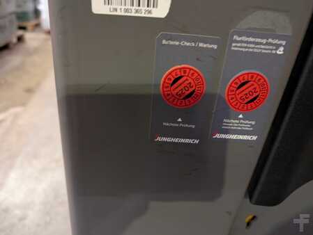 Plocktruckar horizontal 2016  Jungheinrich ECE 320 // 3,6 m Gabeln (4)