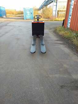 Transpallet elettrici 2023  Toyota LWE200 // Elektro // 2350 mm Gabeln (2)