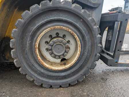 Nestekaasutrukki 2001  Jungheinrich TFG 25 // Halbkabine (4)