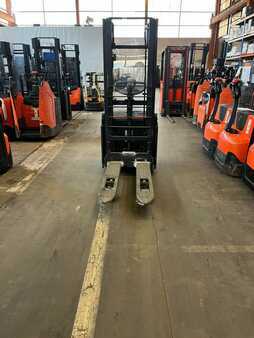 Pinontavaunu 2015  BT SWE 140L // Initialhub (2)