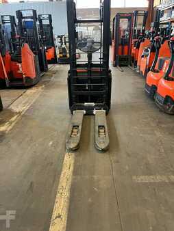 Pinontavaunu 2015  BT SWE 140L // Initialhub (3)