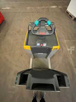 Vetotrukki 2017  Jungheinrich EZS 350 (6)