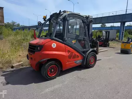 Empilhador diesel 2012  Linde H45 D-01 / containerfähig / Vollkabine (4)