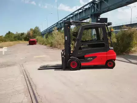 Elektro 4 Rad 2018  Linde E35L-01 // Vorschubgabeln // Container fähig (1)