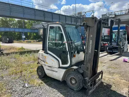 Wózki widłowe diesel - Jungheinrich DFG 425 Triplex / Ersatzteilträger/Nicht fahrbereit (1)