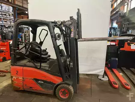 Elektro tříkolové VZV 2015  Linde E16-02 (2)