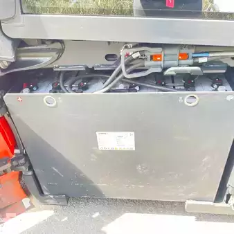 Sähkö - 4 pyör 2022  Linde e35l-01 (5)