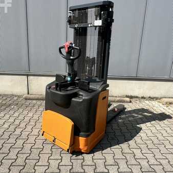 Stacker de condutor em pé 2006  Still EGVS14 (2)