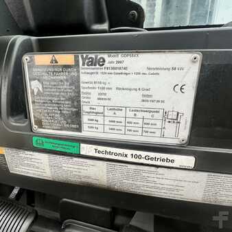 Chariots élévateurs diesel 2007  Yale GDP55VX (19)