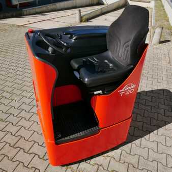 Nízkozdvižný vozík se sedadlem pro řidiče 2015  Linde T20R (140) (2)