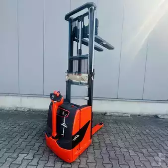 Wózek wysokiego podnoszenia 2016  Linde L16 (1173) (3)