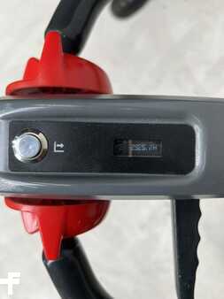 Wózki niskiego podnoszenia 2019  Linde MT12 (1131) (4)