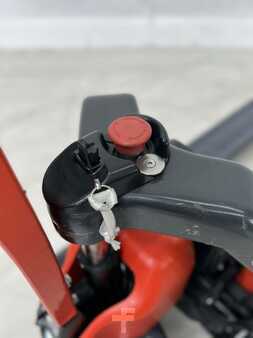 Wózki niskiego podnoszenia 2019  Linde MT12 (1131) (7)