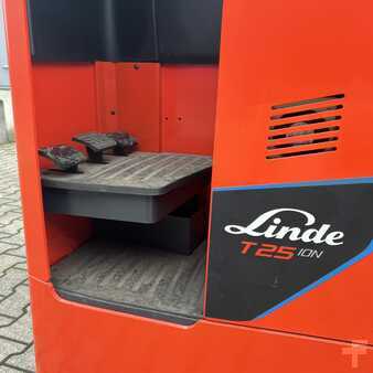 Nízkozdvižný vozík se sedadlem pro řidiče 2018  Linde T25RW (1154) ION (6)