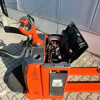 Lavtløftende truck 2016  Linde T20AP (131) (11)