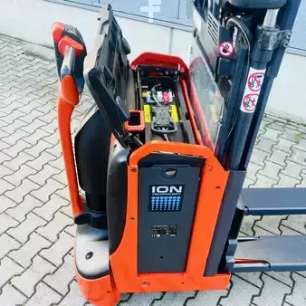 Hochhubwagen 2018  Linde D08 (1160) (10)