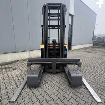 Atlet UFS250DTFVRE585