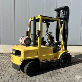 Treibgasstapler 2004  Hyster H3.00XM (2)