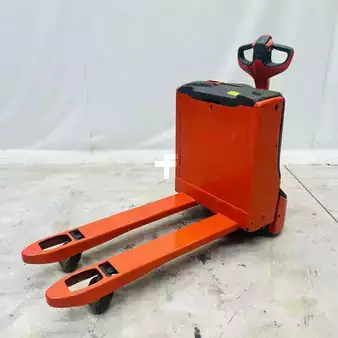 Niederhubwagen 2014  Linde T16 (1152) (3)