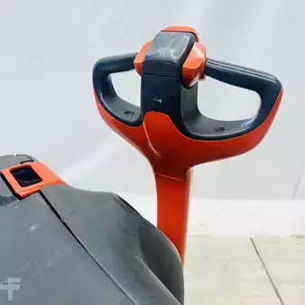 Niederhubwagen 2014  Linde T16 (1152) (4)