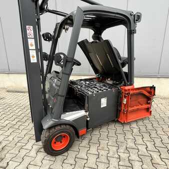 Elektryczne 3-kołowe 2018  Linde E18 (386-02) EVO (8)