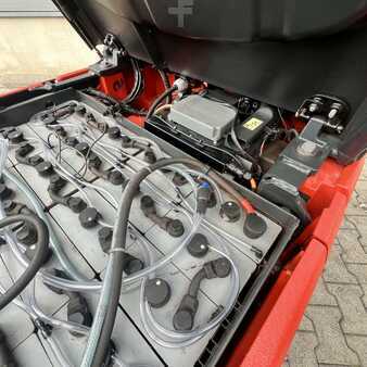 Eléctrico - 3 rodas 2018  Linde E18 (386-02) EVO (10)
