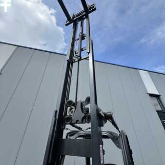 Eléctrico - 3 rodas 2018  Linde E18 (386-02) EVO (18)
