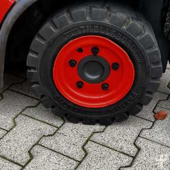 Dieselový VZV 2010  Linde H20D (391) (17)