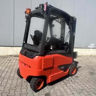 Eléctrico - 4 rodas 2016  Linde E16PH (386-02) EVO (2)