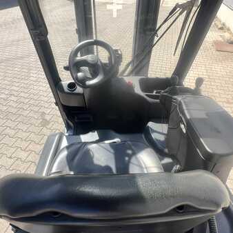 Eléctrico - 4 rodas 2016  Linde E16PH (386-02) EVO (6)