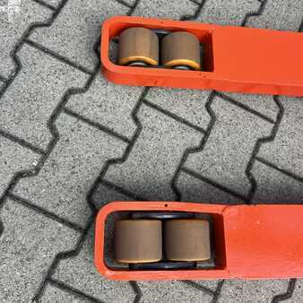 Pallet Stackers 2007  Linde L20 (14)