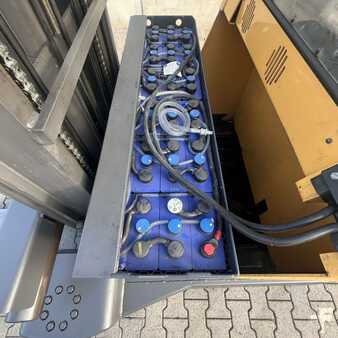 Čtyřcestný retrak 2001  Atlet 200DTFVRE735UFS (15)