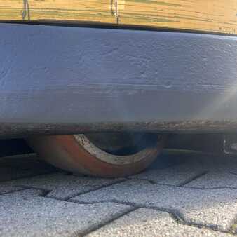 Čtyřcestný retrak 2001  Atlet 200DTFVRE735UFS (24)