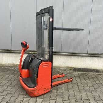 Wózek wysokiego podnoszenia 2002  Linde L10 (379) (2)