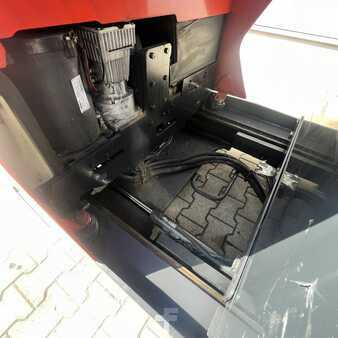 Carrelli retrattili 2016  Linde R20G (1120) (14)