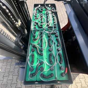 Carrelli retrattili 2016  Linde R20G (1120) (8)