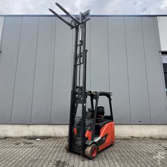 3-wiel elektrische heftrucks 2014  Linde E16H (386-02) (15)