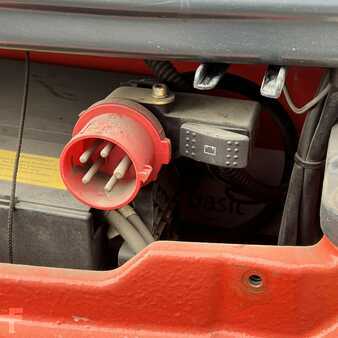 3-wiel elektrische heftrucks 2007  Linde E16H (386) (12)