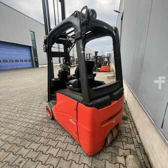 3-wiel elektrische heftrucks 2007  Linde E16H (386) (1)