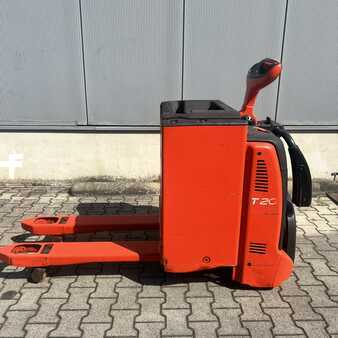 Nízkozdvižný vozík 2013  Linde T20AP (131) (2)