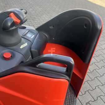 Nízkozdvižný vozík 2018  Linde T20SP (131) (4)