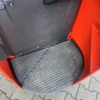 Nízkozdvižný vozík 2018  Linde T20SP (131) (8)