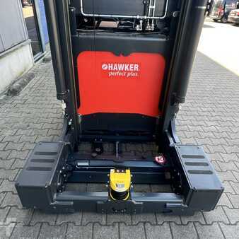 Wózki do eksploatacji w wąskich korytarzach 2021  Linde Kombi L-Head (5231) (19)