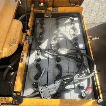 Carrelli elettrici 3 ruote 1995  Jungheinrich EFG-DH15 (12)