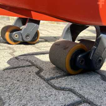 Electric Pallet Trucks 2019  Linde T16 (1152) (8)