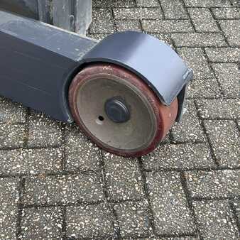 Työntömastotrukki 2014  Linde R14HD (1120) (15)